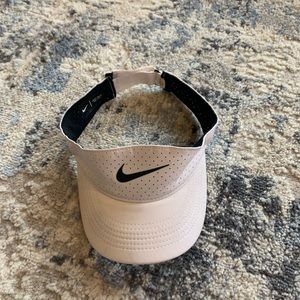 Nike tennis visor